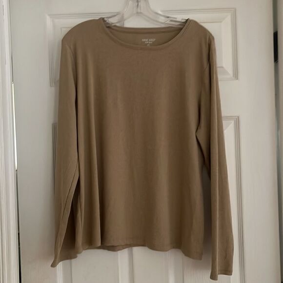 Nine West Tee  - Picture 2 of 2